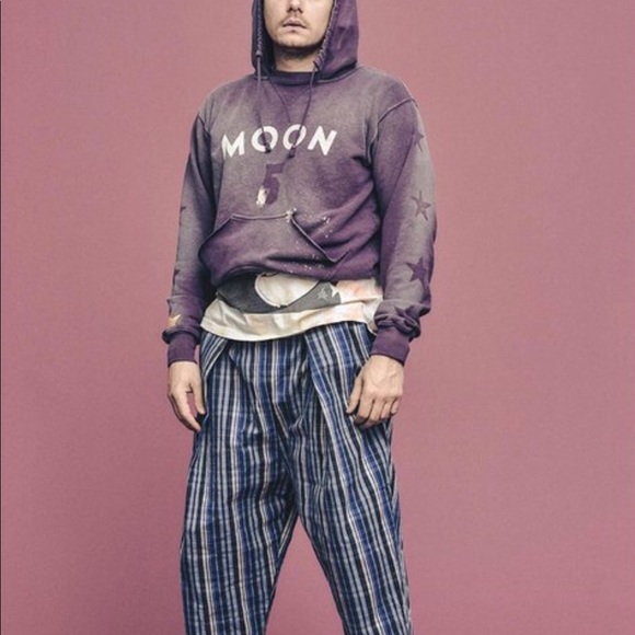 moon 5 sweatshirt